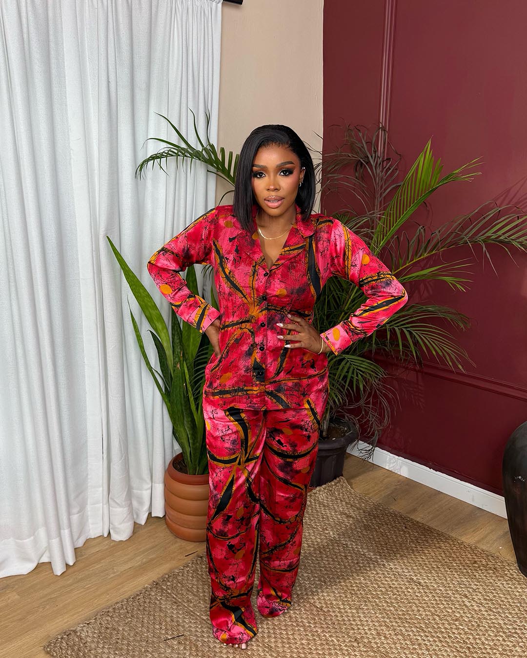 Silk Set Luxe Red – A Button-Down Shirt and Wide-Leg Pant Set in an Abstract Mixed Print